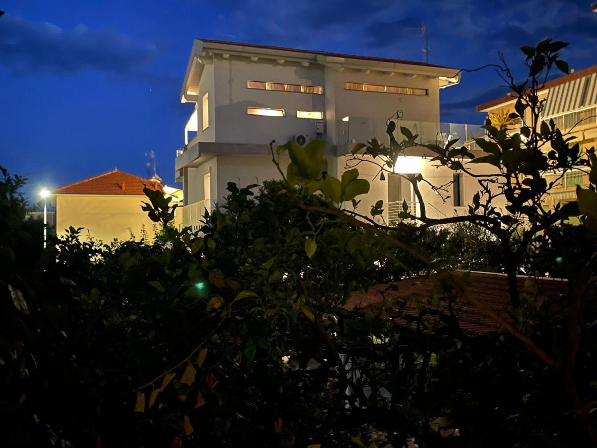 Casa de hóspedes Albero Della Vita Spotorno